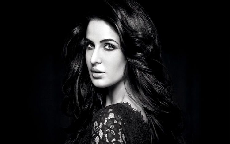 Katrina Kaif wiki Bio Age Height Hobby Achievements Friends Family HD Images Wallpapers