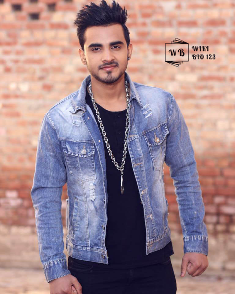 Armaan Bedil wiki Bio Age Body Fitness Height Weight Hobby Family Girlfriend Education Career Achievements Awards Lifestyle & More