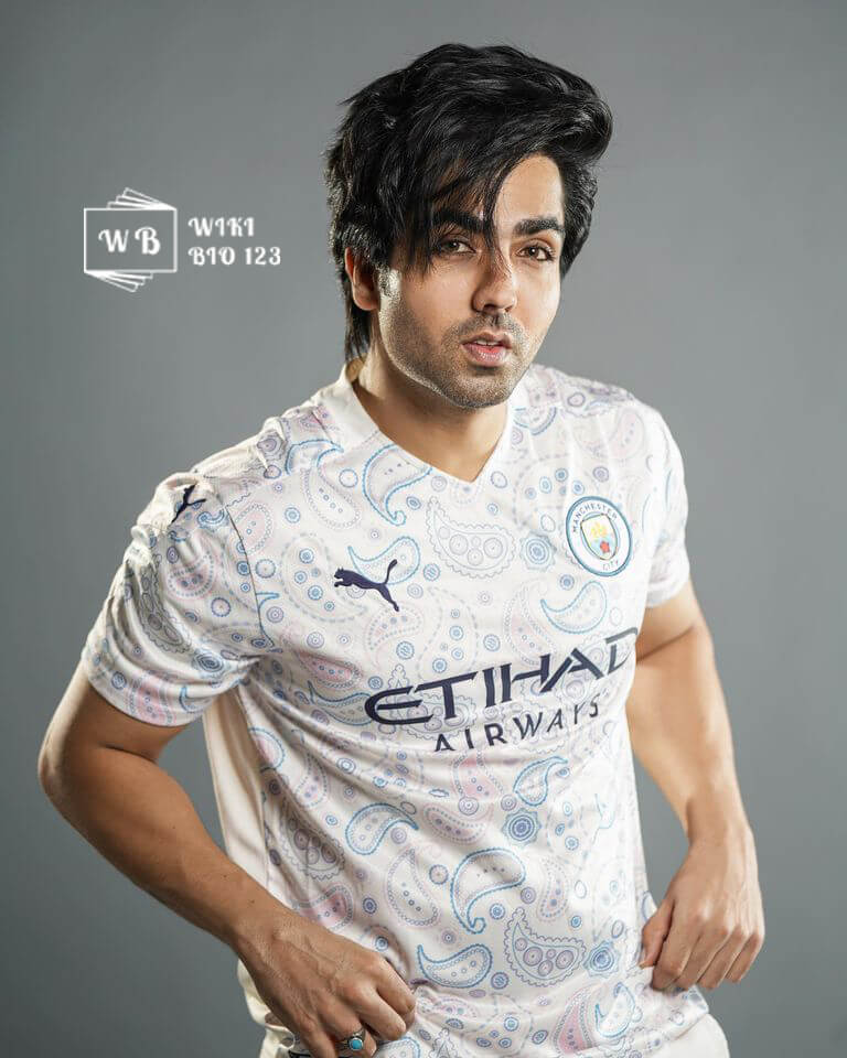 Harrdy Sandhu wiki Bio Age Body Fitness Height Weight Hobby Family Girlfriend Education Career Achievements Awards Lifestyle & More