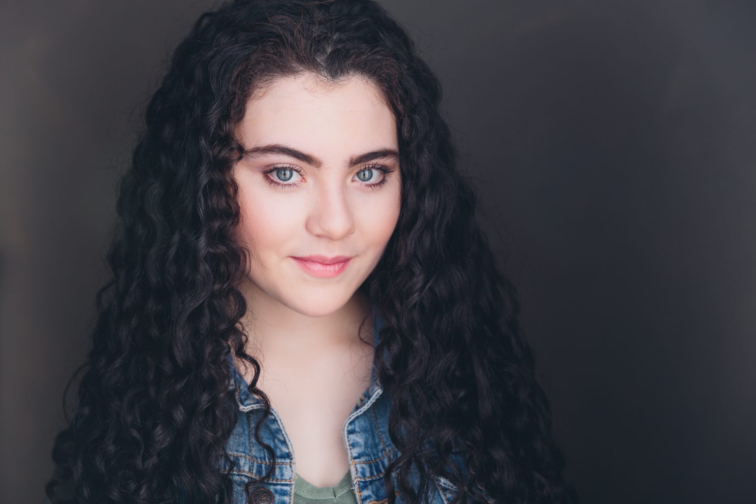 Lilla Lilla Crawford - Wikibio123